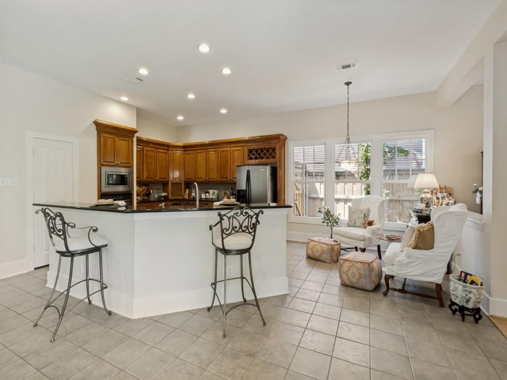 4947 Reiger Avenue Dallas, TX 75214 - Photo 12 of 35 kitchen open and large