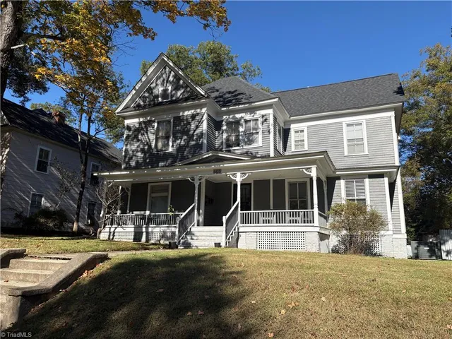 $725 | 603 5th Avenue, Greensboro, NC 27405