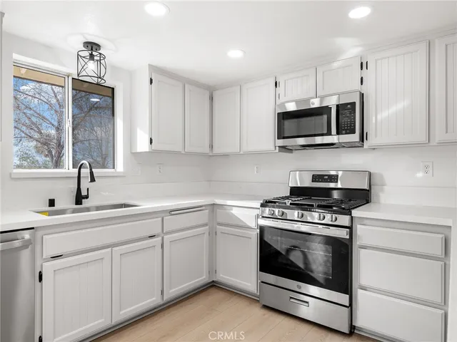 $419,900 | 12780 Hacienda Road, Phelan, CA 92371