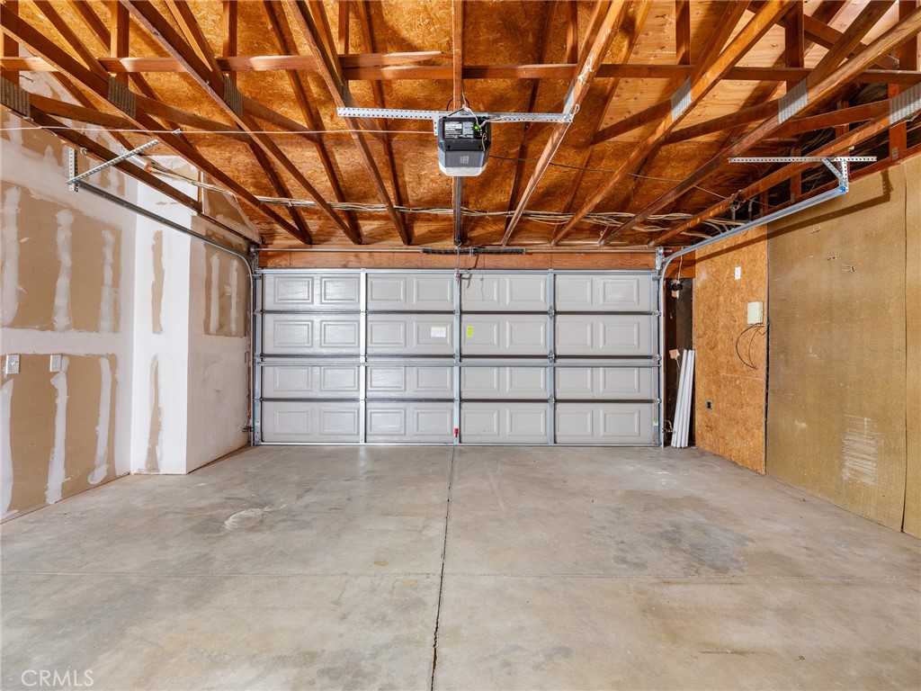 12780 Hacienda Road Phelan, CA 92371 - Photo 25 of 38