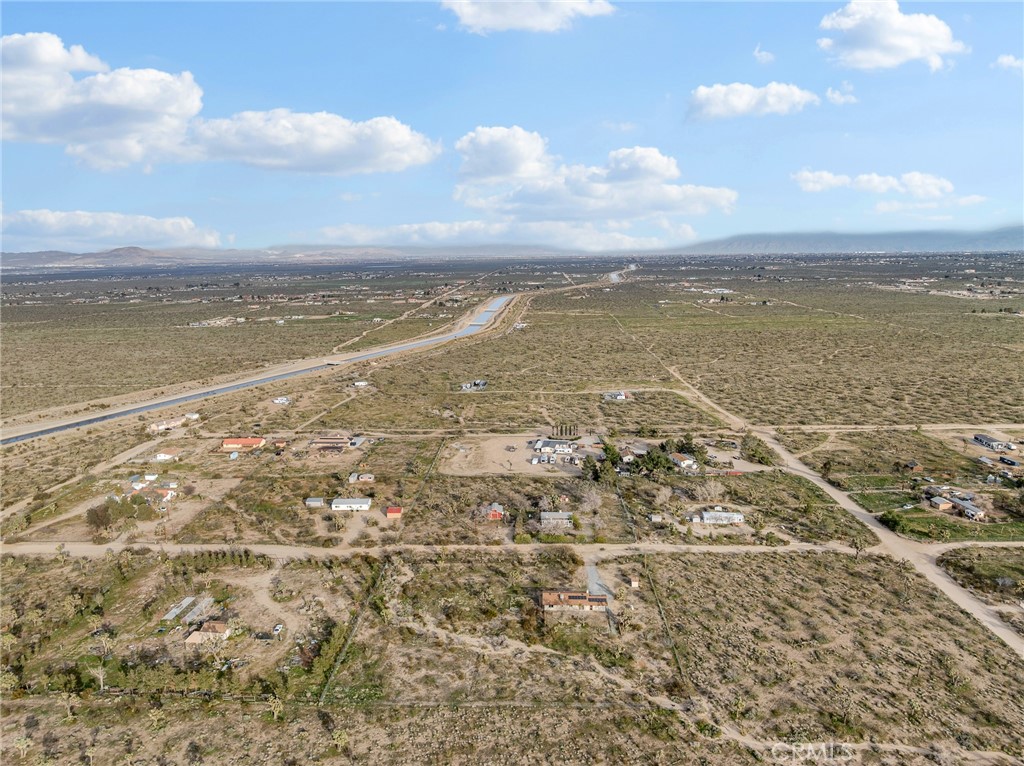 12780 Hacienda Road Phelan, CA 92371 - Photo 36 of 38 a view of an ocean
