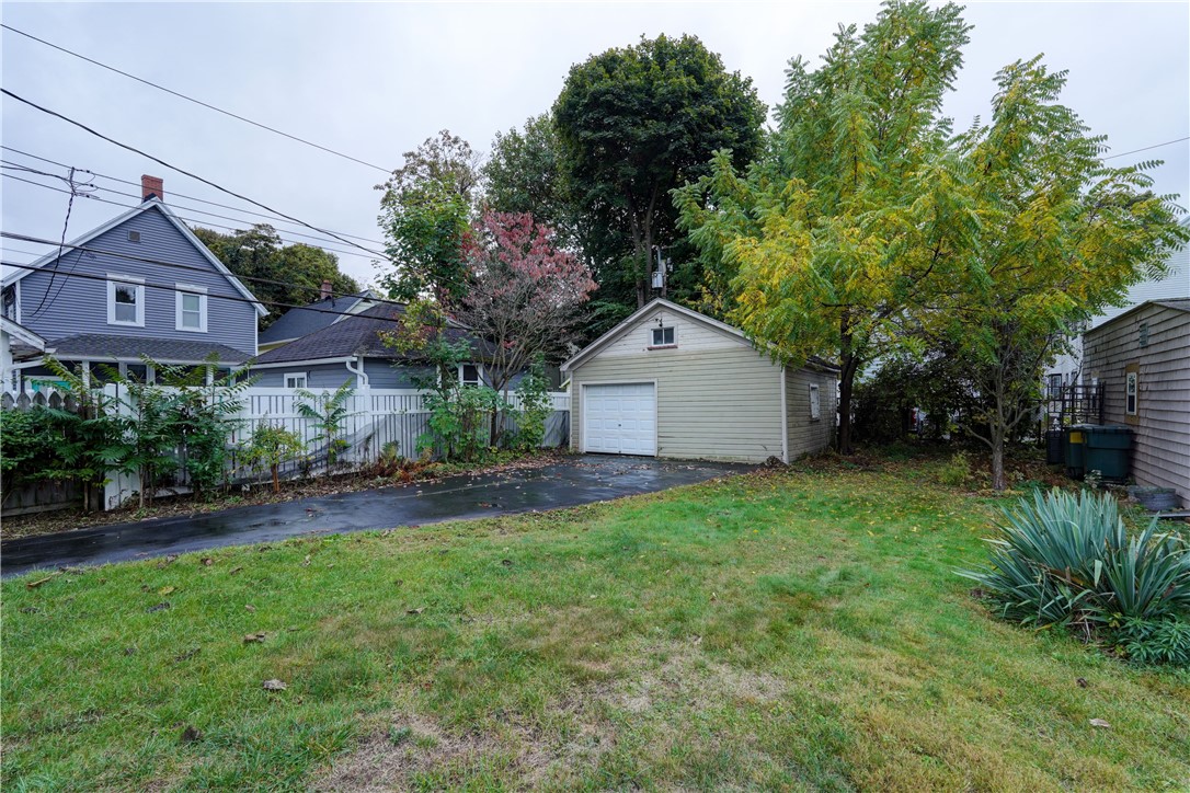 27 Winston Place Rochester, NY 14607 - Photo 2 of 30