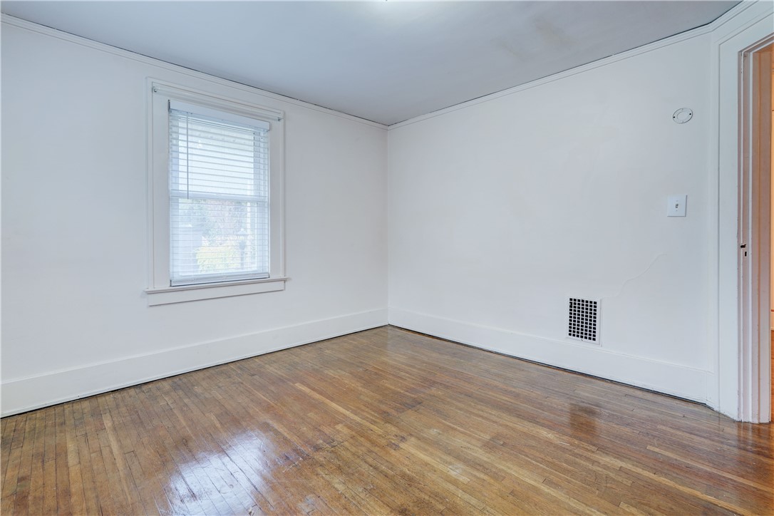 27 Winston Place Rochester, NY 14607 - Photo 25 of 30