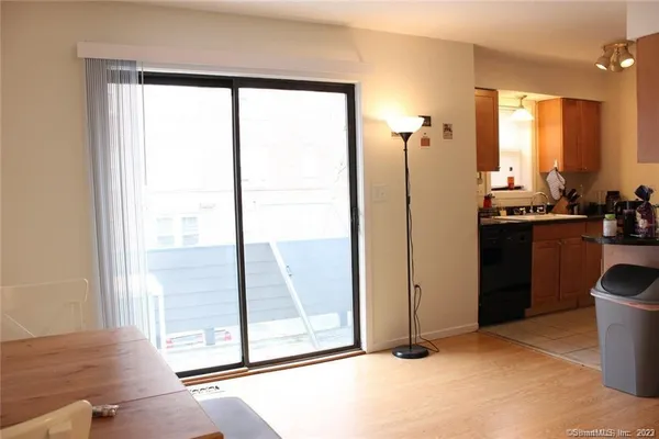 $3,000 | 54 Edgewood Avenue, Unit 54, New Haven, CT 06511