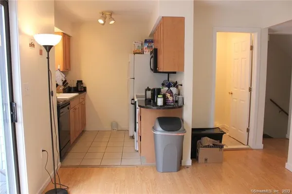 $3,000 | 54 Edgewood Avenue, Unit 54, New Haven, CT 06511