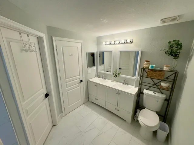 $360,000 | 7938 Sanibel Drive, Tamarac, FL 33321