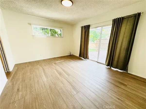 $5,500 | 12538 Collins Street, Valley Village, CA 91607