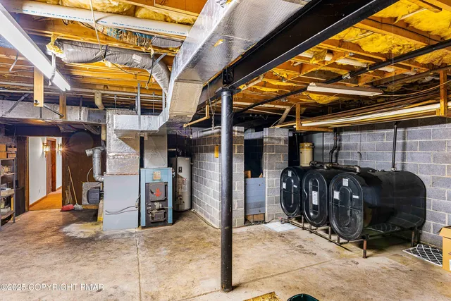 $950,000 | 6760 Bear Creek Boulevard, Wilkes Barre, PA 18702