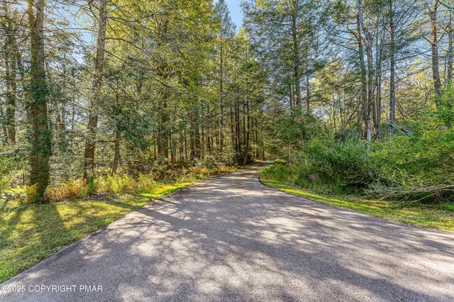 $950,000 | 6760 Bear Creek Boulevard, Wilkes Barre, PA 18702