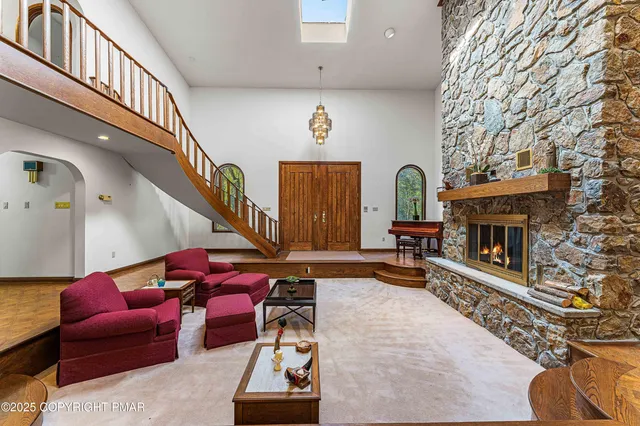 $950,000 | 6760 Bear Creek Boulevard, Wilkes Barre, PA 18702