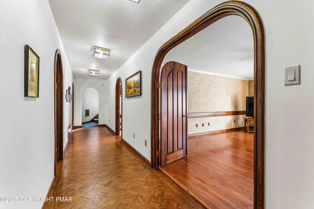 $950,000 | 6760 Bear Creek Boulevard, Wilkes Barre, PA 18702