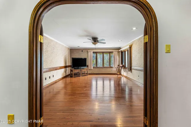 $950,000 | 6760 Bear Creek Boulevard, Wilkes Barre, PA 18702