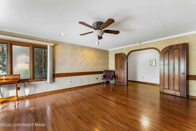 $950,000 | 6760 Bear Creek Boulevard, Wilkes Barre, PA 18702