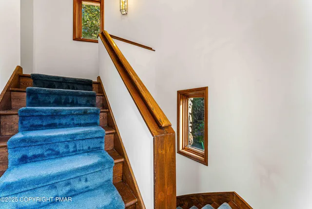 $950,000 | 6760 Bear Creek Boulevard, Wilkes Barre, PA 18702