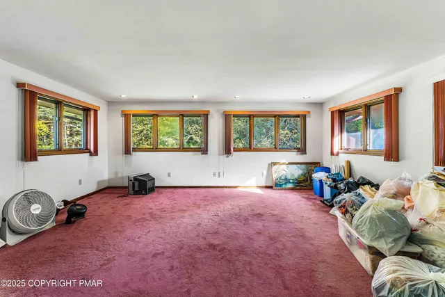 $950,000 | 6760 Bear Creek Boulevard, Wilkes Barre, PA 18702