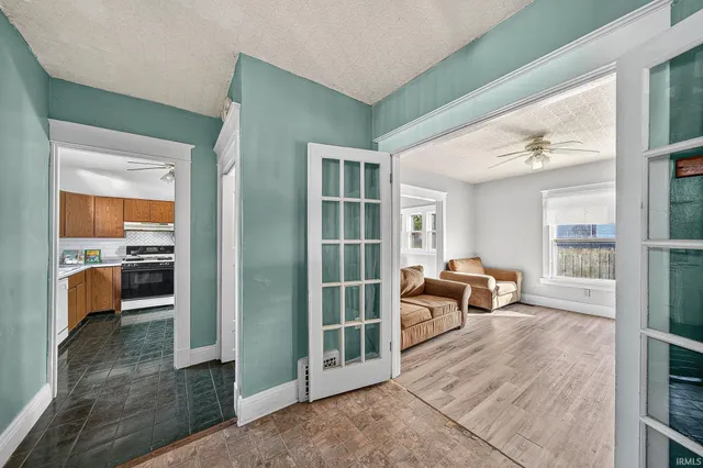 $124,900 | 1530 Virginia Street, South Bend, IN 46613