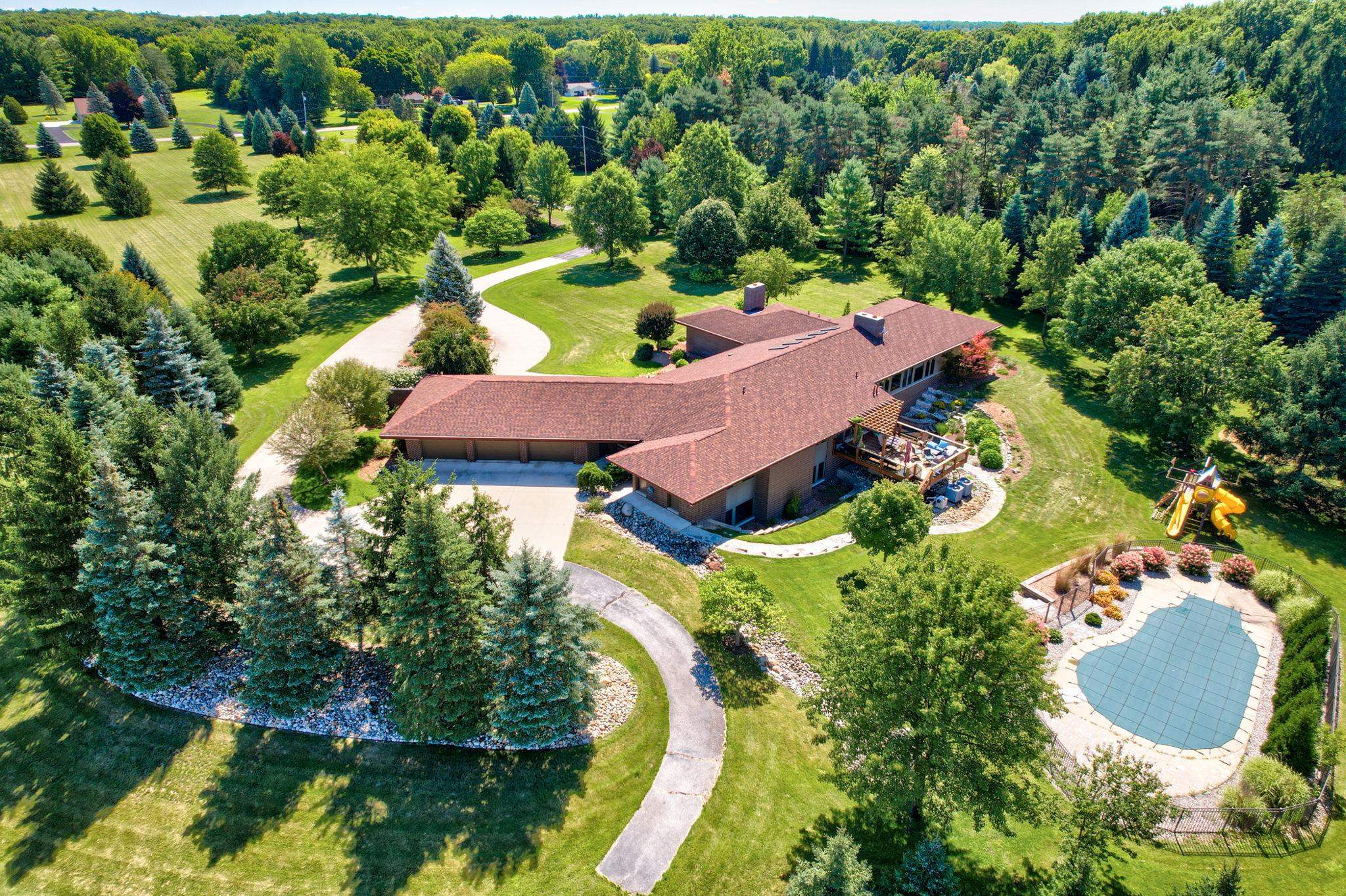 7168 Maple Road Frankenmuth, MI 48734 - Photo 75 of 87