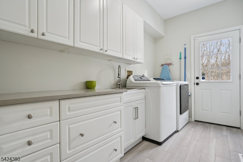 13 O'Brien Court Bedminster, NJ 07921 - Photo 18 of 50