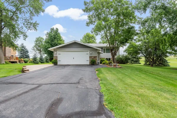 $425,000 | 2001 Ridgewood Drive Northwest, Alexandria, MN 56308