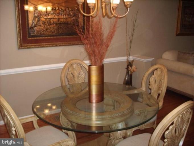 2337 Pomeroy Road Southeast Washington, DC 20020 - Photo 2 of 8 Dining Area