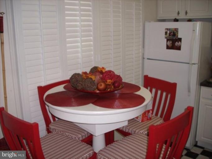 2337 Pomeroy Road Southeast Washington, DC 20020 - Photo 5 of 8 Kitchen #2