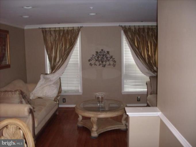2337 Pomeroy Road Southeast Washington, DC 20020 - Photo 7 of 8 Living Room/Dining Room