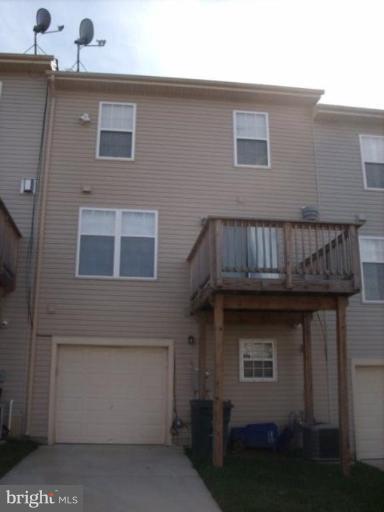 2337 Pomeroy Road Southeast Washington, DC 20020 - Photo 8 of 8 Deck
