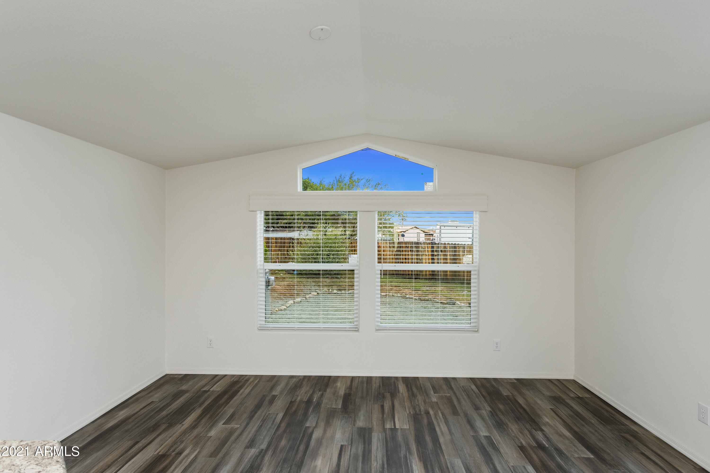 20796 East Antelope Road Mayer, AZ 86333 - Photo 6 of 23 004_Living Room
