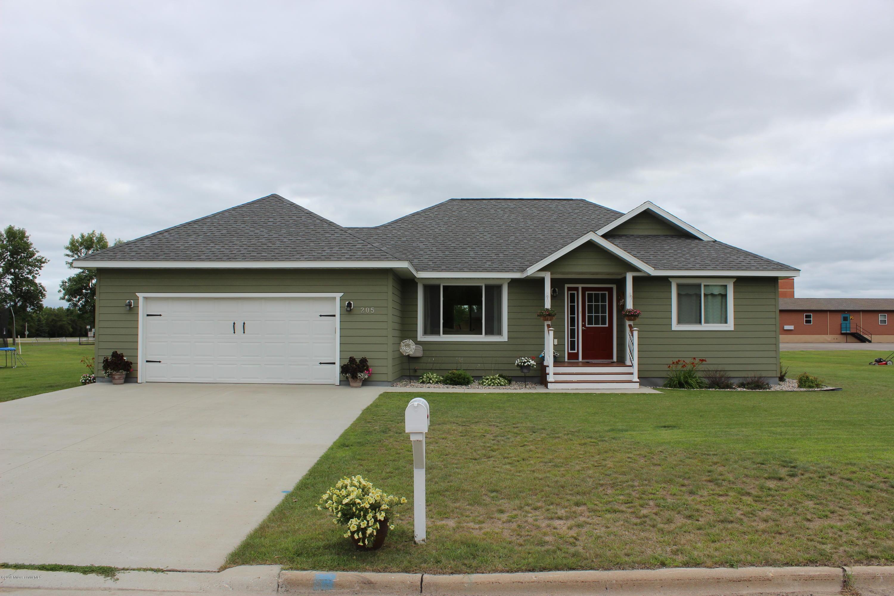 205 9th Street Southwest Perham, MN 56573 - Photo 1 of 1 Gallery Image 1