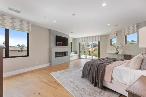 $6,900,000 | 417 Warwick Avenue, Cardiff-by-the-Sea, CA 92007