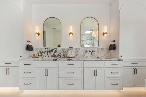 $6,900,000 | 417 Warwick Avenue, Cardiff-by-the-Sea, CA 92007