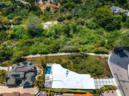 $6,900,000 | 417 Warwick Avenue, Cardiff-by-the-Sea, CA 92007