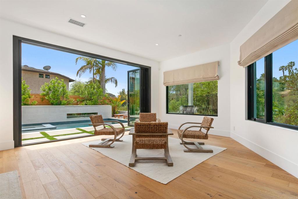 417 Warwick Avenue Cardiff-by-the-Sea, CA 92007 - Photo 7 of 54