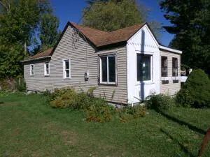 $42,900 | 2263 East Maple Avenue, Burton, MI 48529