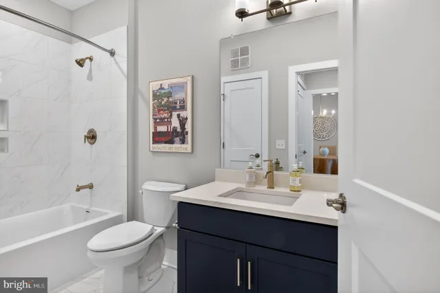 $2,900 | 76 Old Mill Bottom Road North, Unit 203, Annapolis, MD 21409