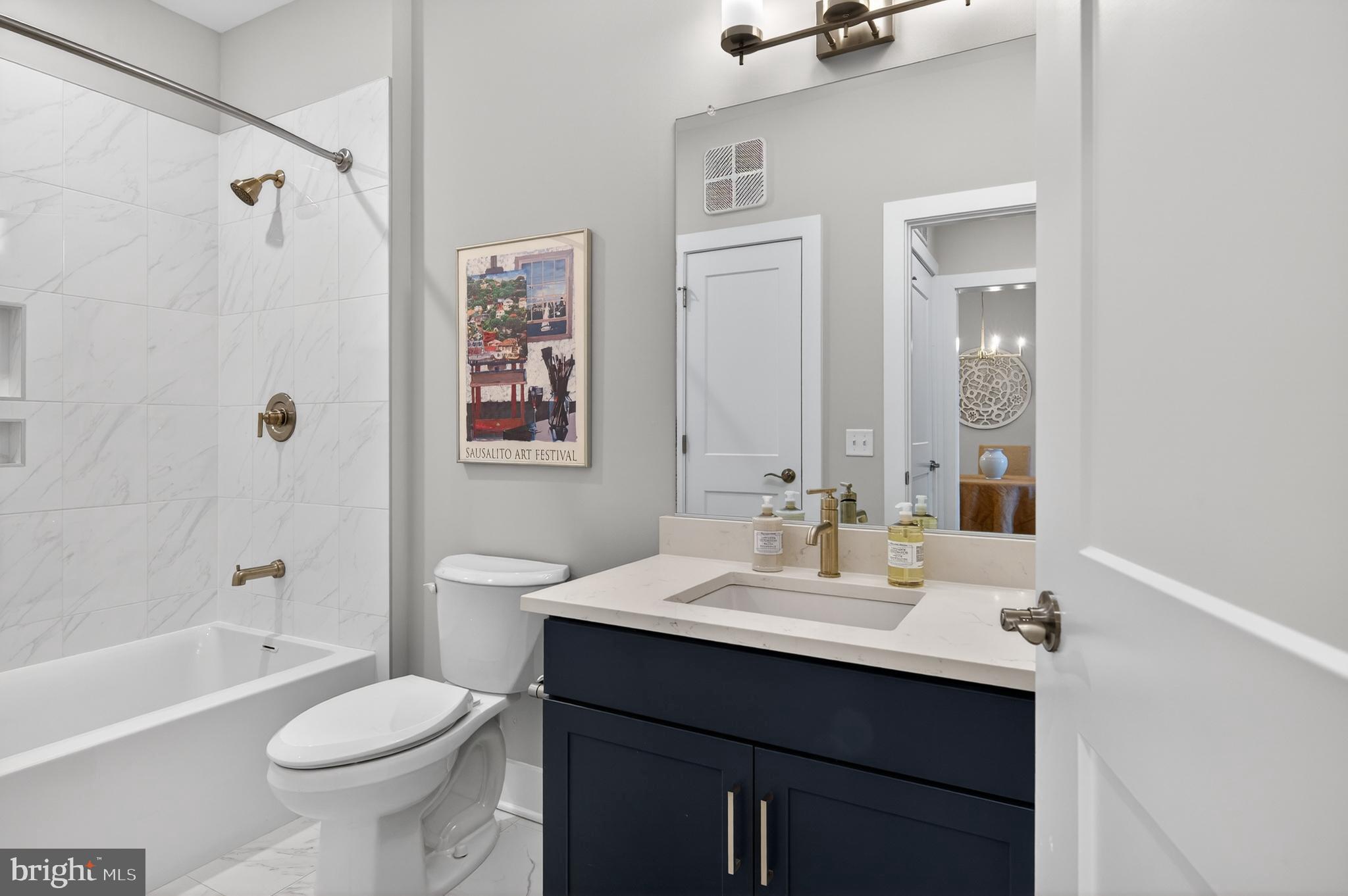 76 Old Mill Bottom Road North, Unit 203 Annapolis, MD 21409 - Photo 19 of 50 2nd full bath