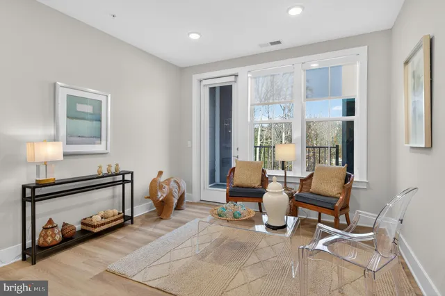 $2,900 | 76 Old Mill Bottom Road North, Unit 203, Annapolis, MD 21409