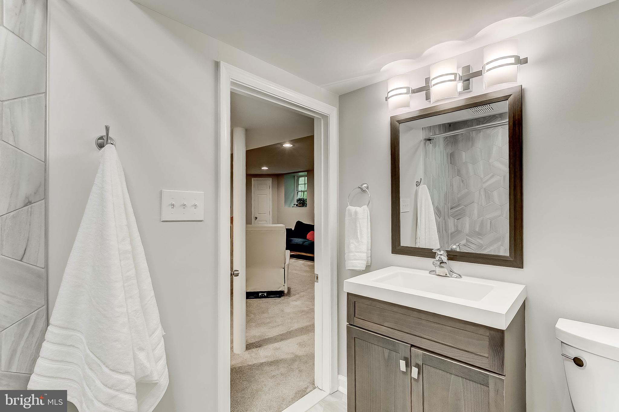 5707 Ridgedale Road Baltimore, MD 21209 - Photo 39 of 56 Full Bathroom in Lower Level