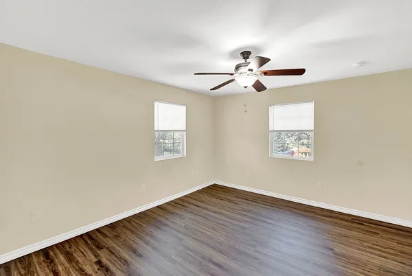 $1,595 | 207 Oakwood Loop, San Marcos, TX 78666