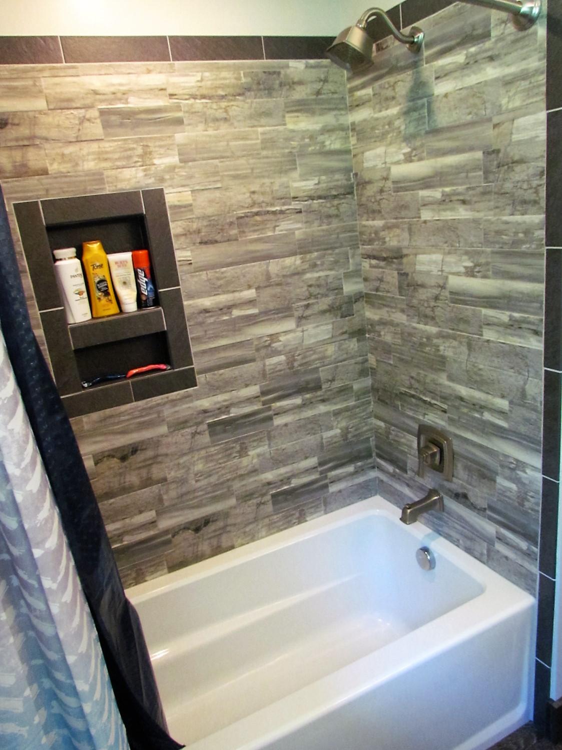 81 Jamison Mill Road Henry, VA 24102 - Photo 12 of 28 a bathroom with a bath tub