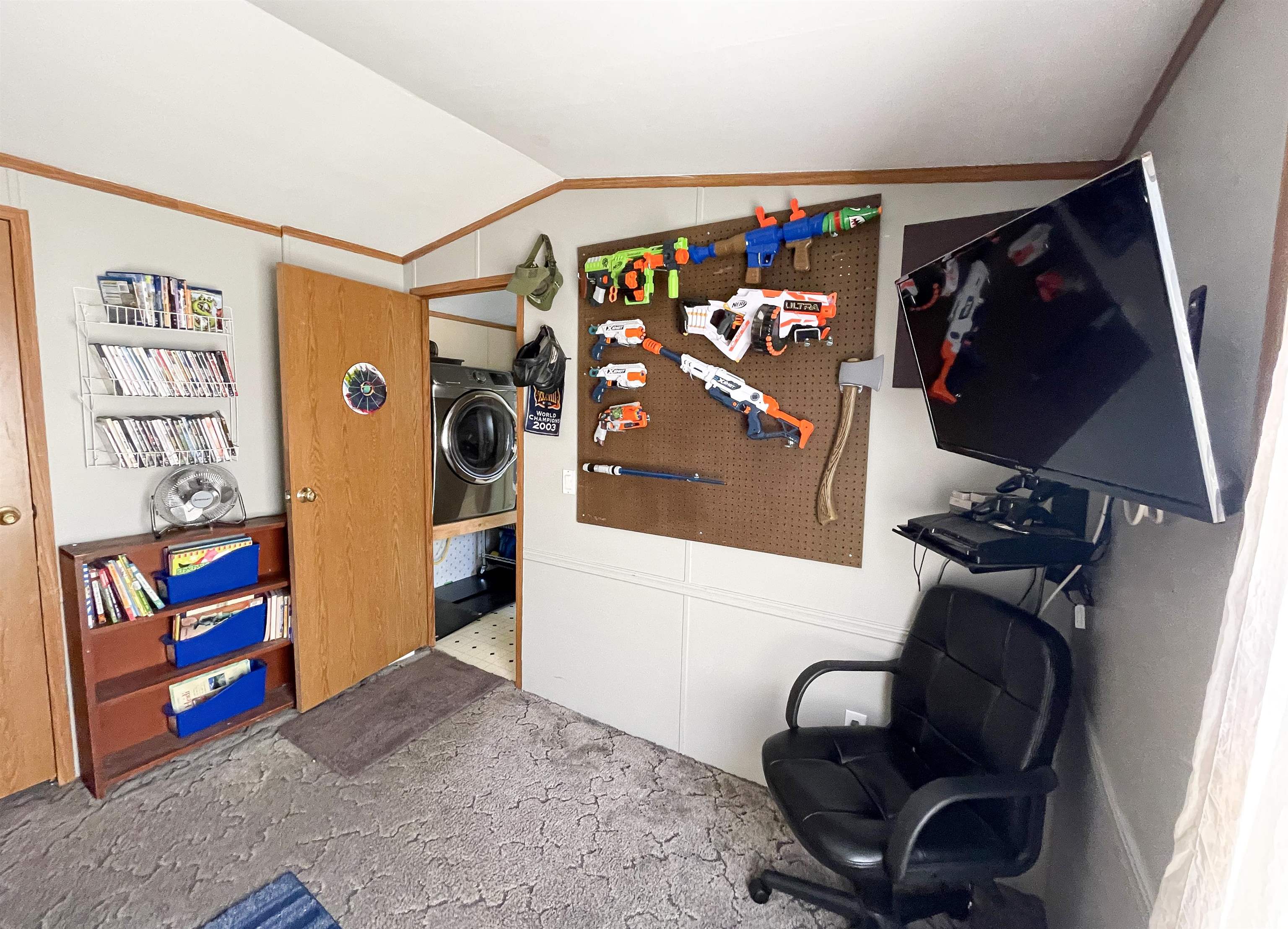 40 Hampton Road, Unit B9 Exeter, NH 03833 - Photo 13 of 23