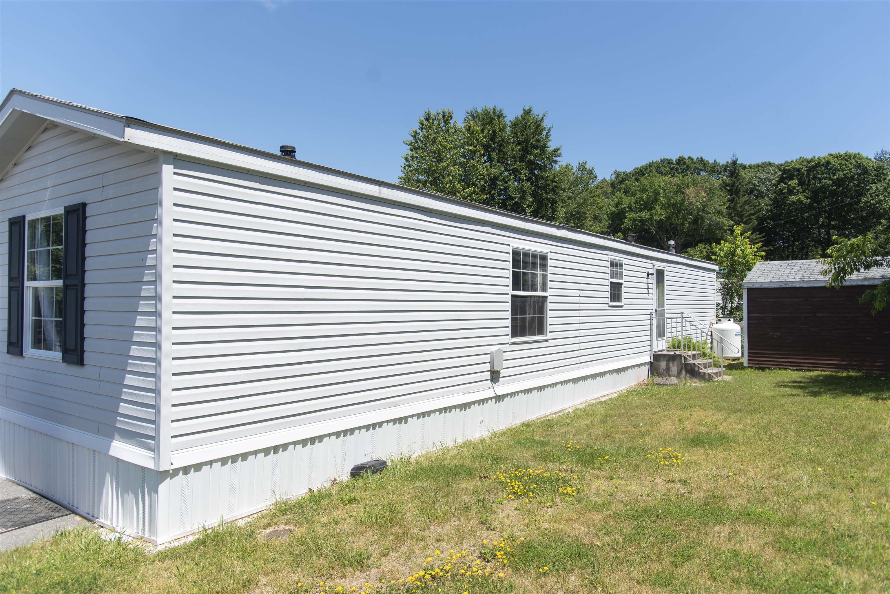 40 Hampton Road, Unit B9 Exeter, NH 03833 - Photo 23 of 23