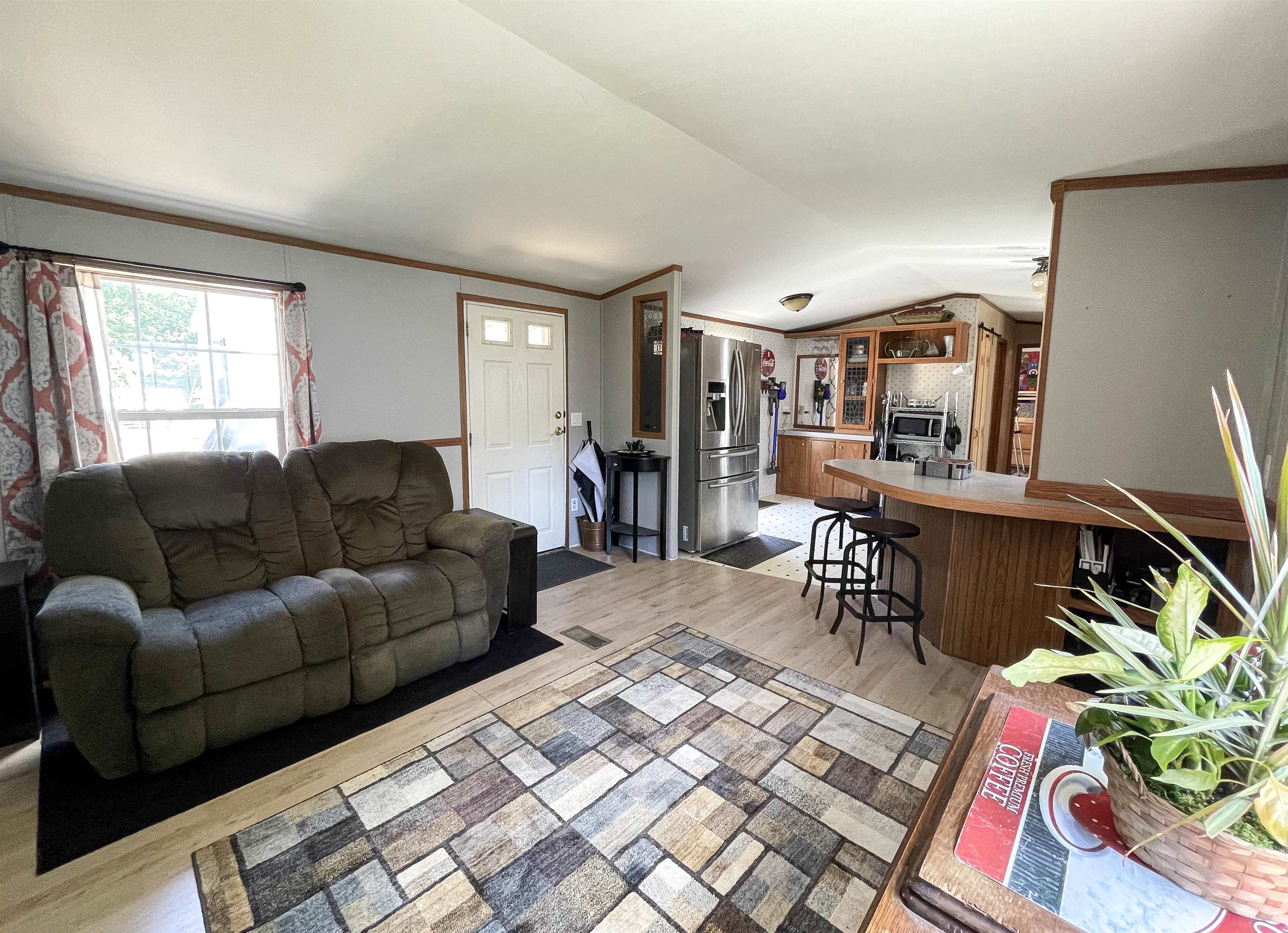 40 Hampton Road, Unit B9 Exeter, NH 03833 - Photo 5 of 23