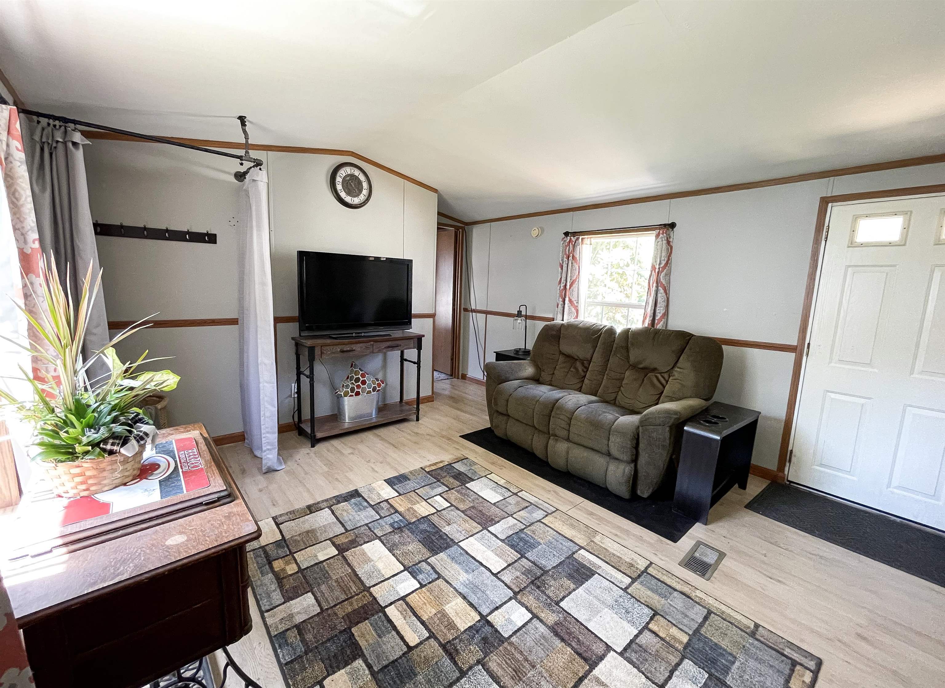 40 Hampton Road, Unit B9 Exeter, NH 03833 - Photo 6 of 23