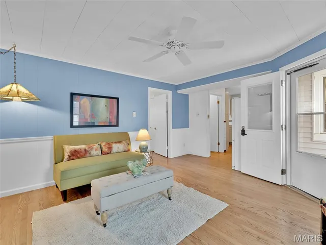 $299,900 | 1024 Woodbine Drive, Crestwood, MO 63126