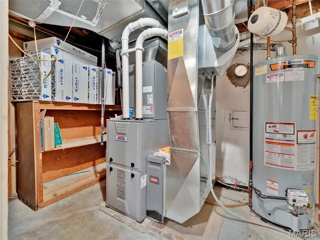 $299,900 | 1024 Woodbine Drive, Crestwood, MO 63126