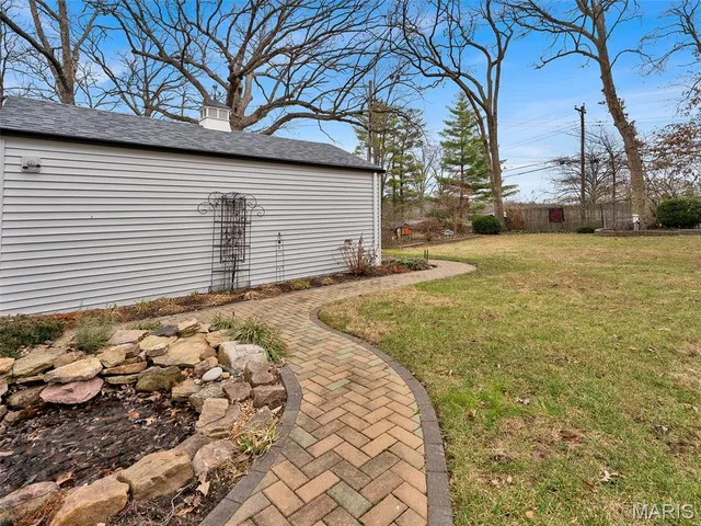 $299,900 | 1024 Woodbine Drive, Crestwood, MO 63126