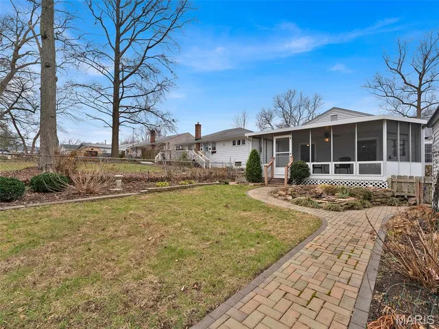 $299,900 | 1024 Woodbine Drive, Crestwood, MO 63126