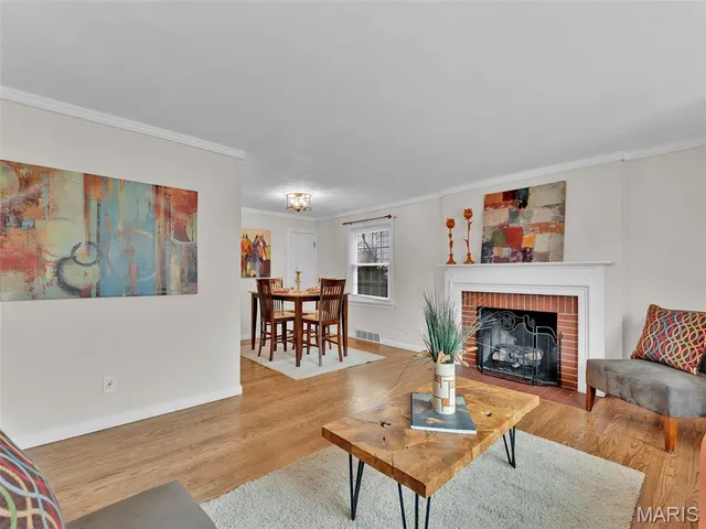 $299,900 | 1024 Woodbine Drive, Crestwood, MO 63126