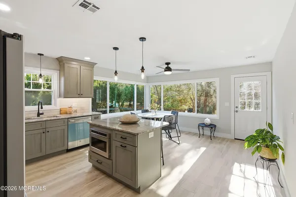 $468,500 | 143 Westbrook Drive, Toms River, NJ 08757